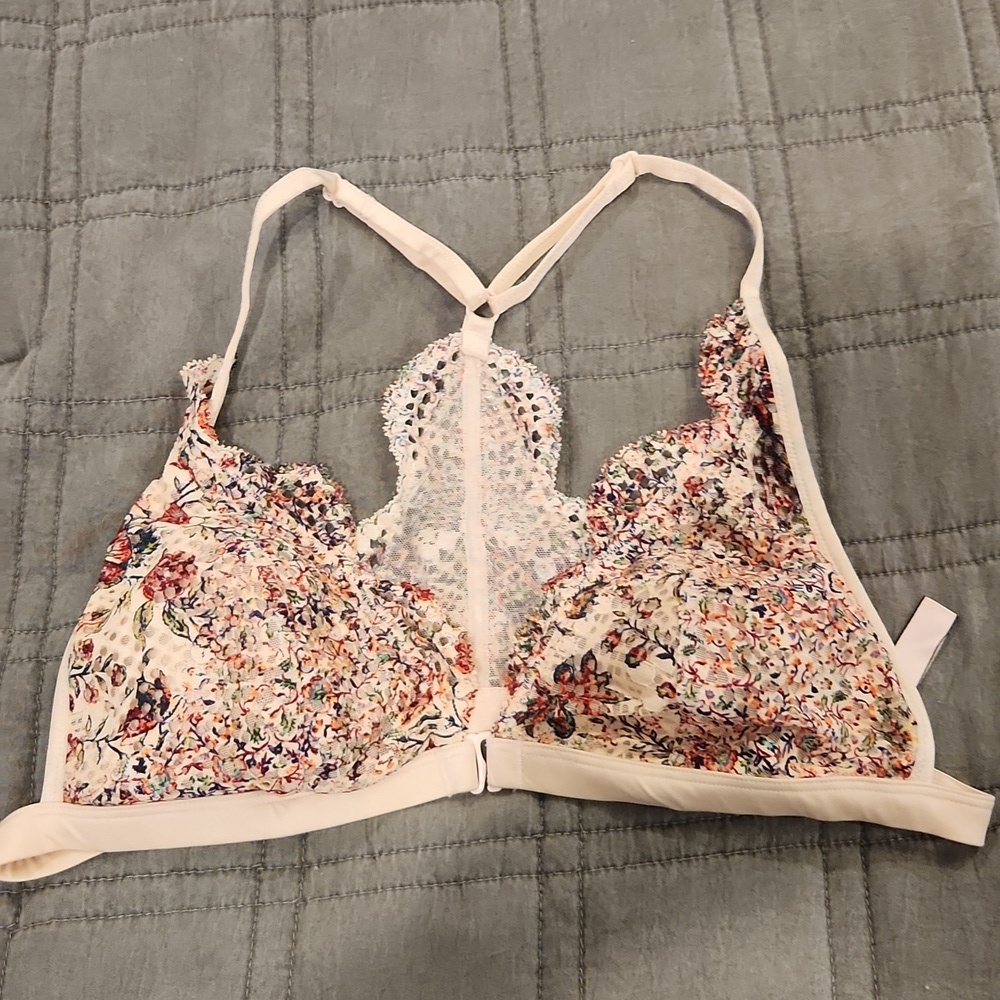 Lightly Padded (Removeable) Victoria's Secret Floral Lace Bra - Pink Multi Size
